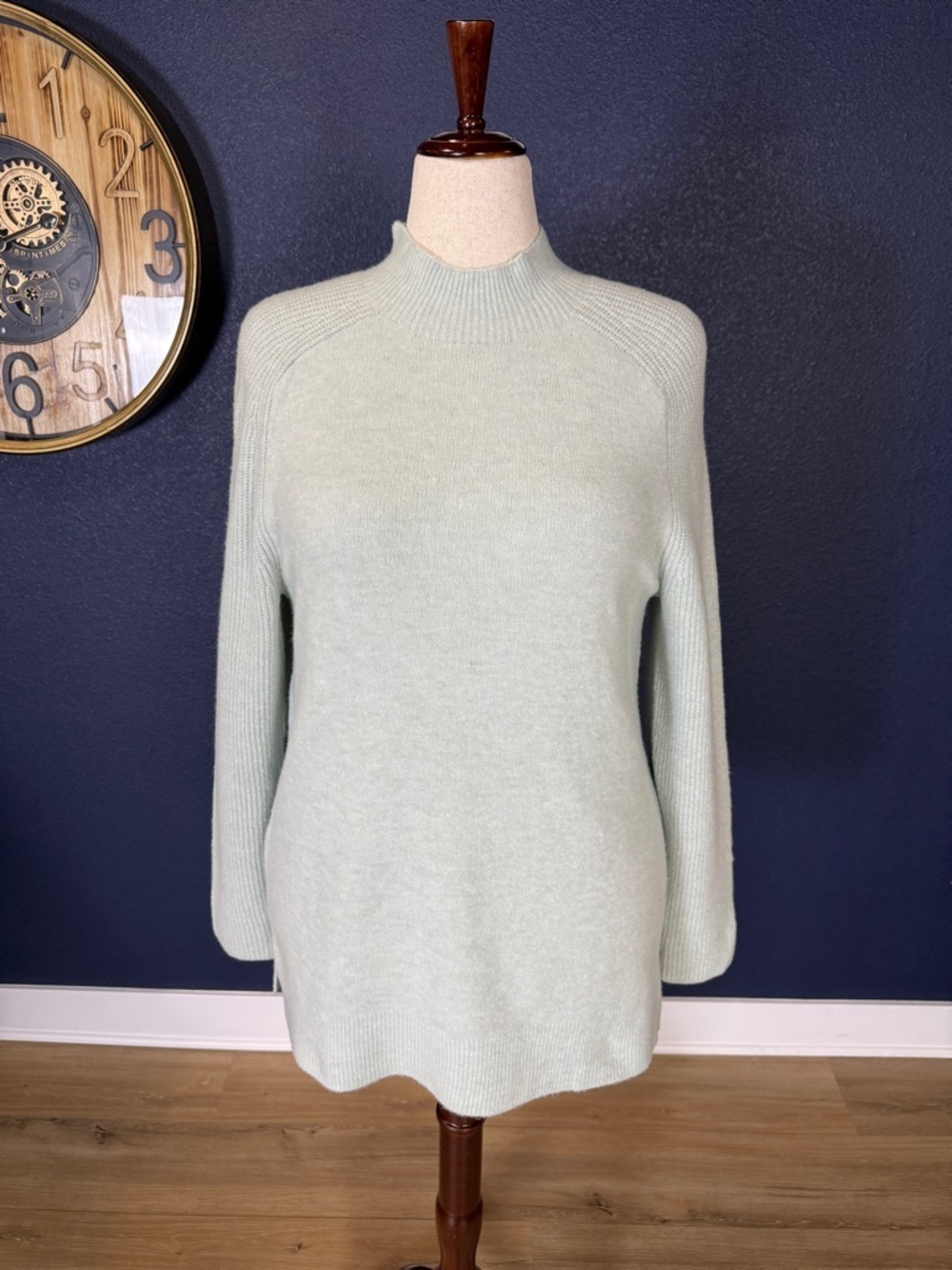 Banana Republic NWT Mint Green Mock Neck Sweater | Size L